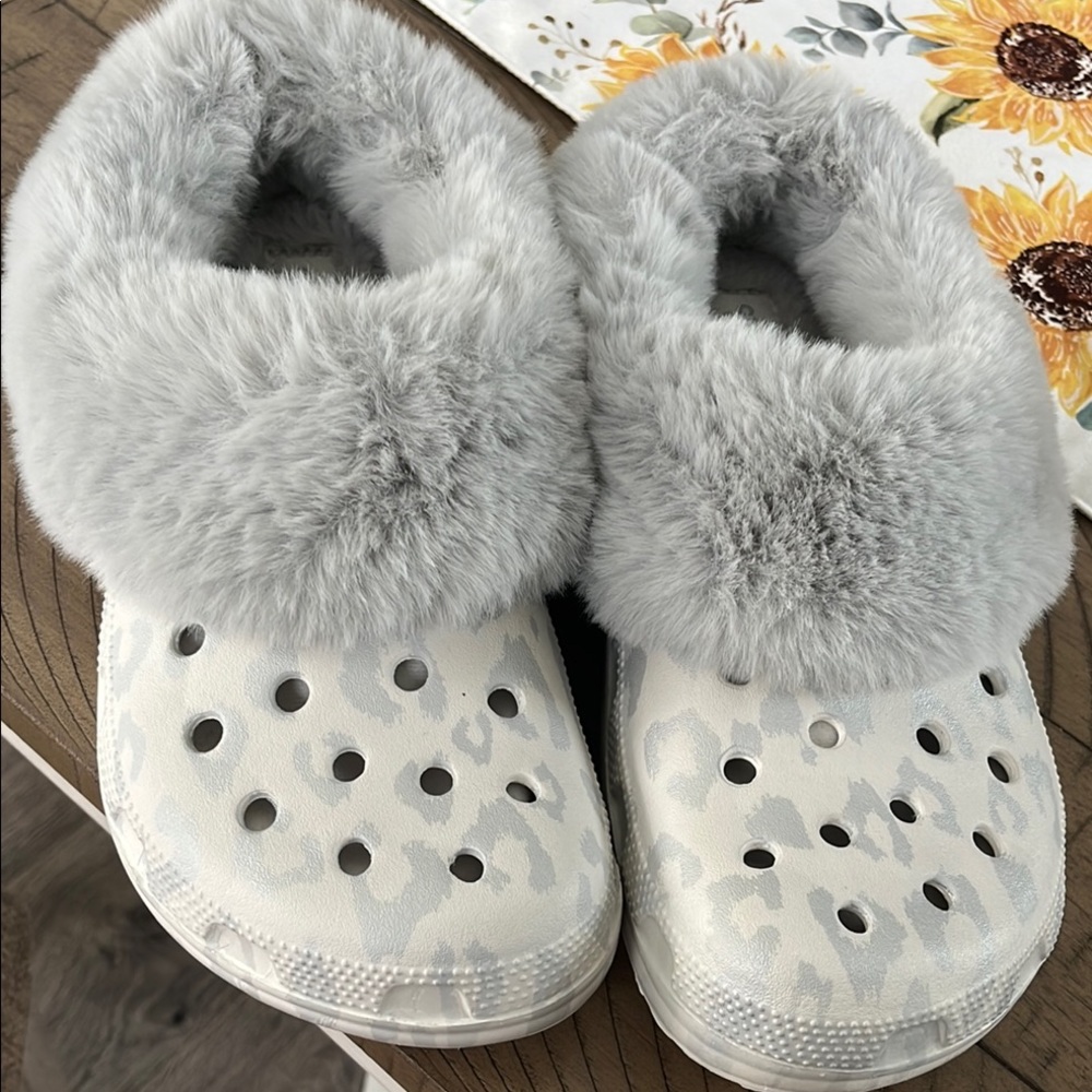 Crocs Gray Faux Fur Lined Slippers
